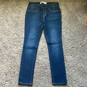 NWOT: Girls skinny jeans size 10-12